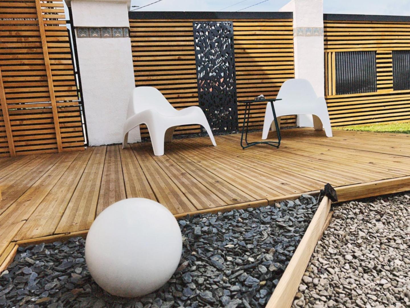 Love Room Haut De Gamme - L'Extase Avec Jacuzzi Violaines Exteriér fotografie